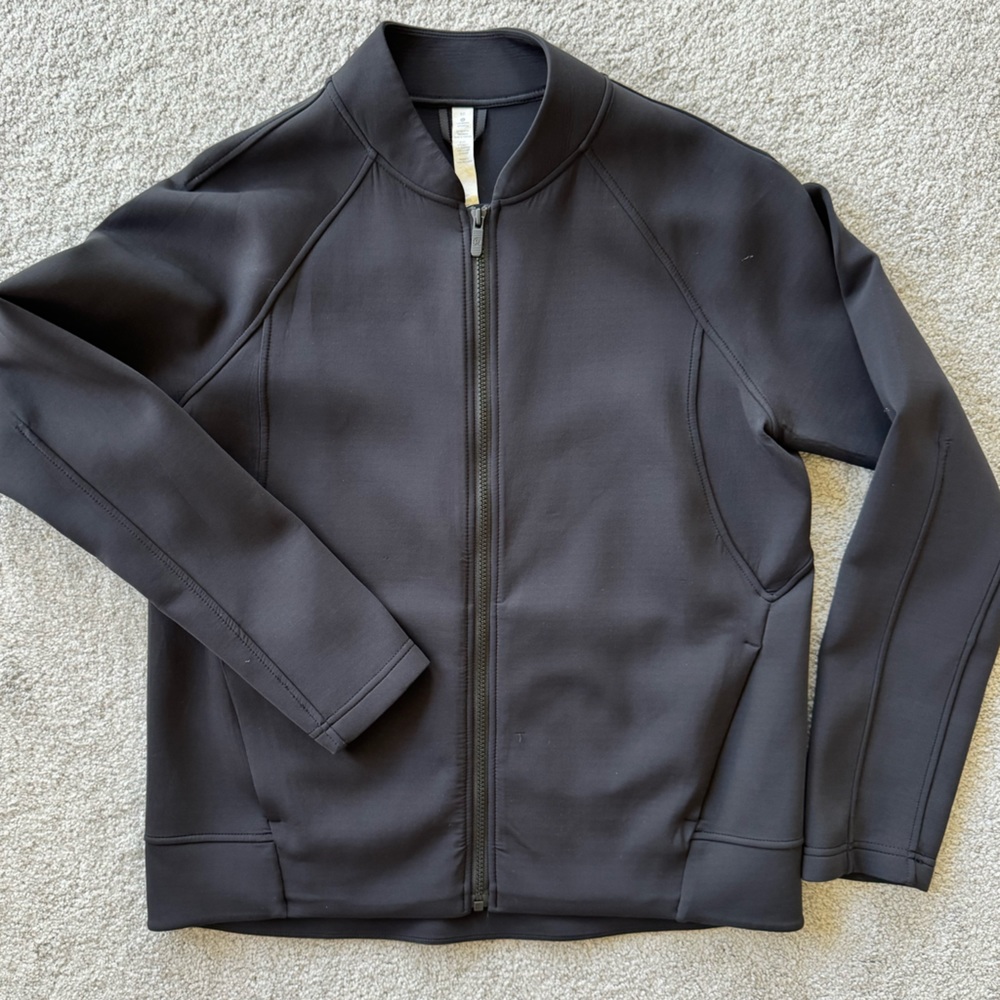 LULULEMON Embrace the Space Jacket
